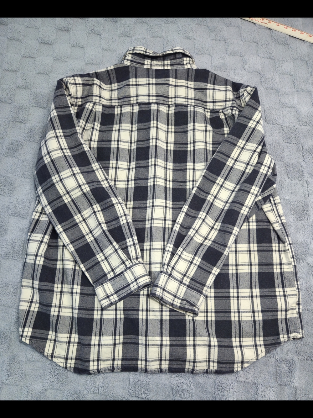 Carhartt Men's Plaid Flannel Shirt - Original Fit, Black And Off White - Picture 8 of 9